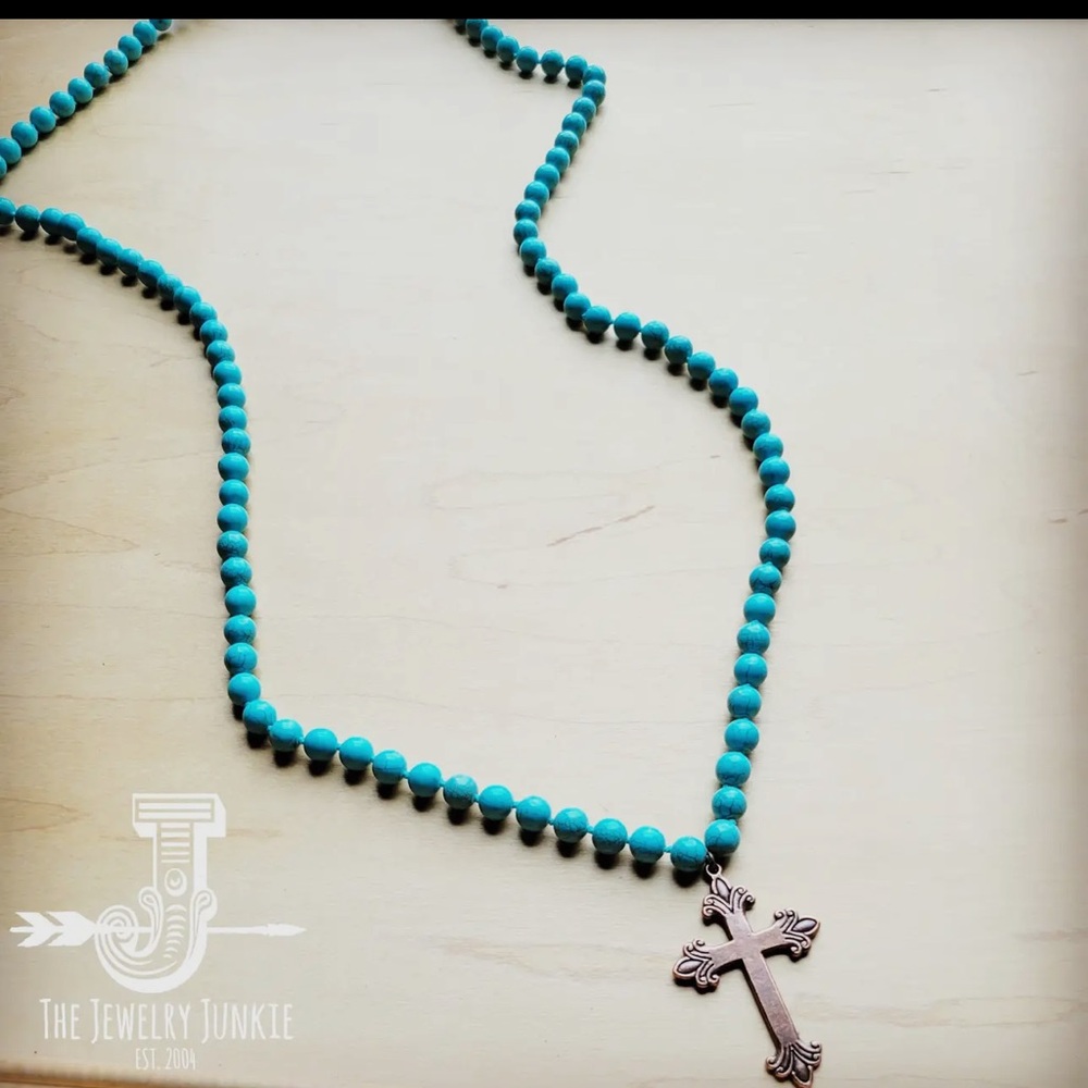 Blue and Silver Beaded Necklace with Classic Strand Design
